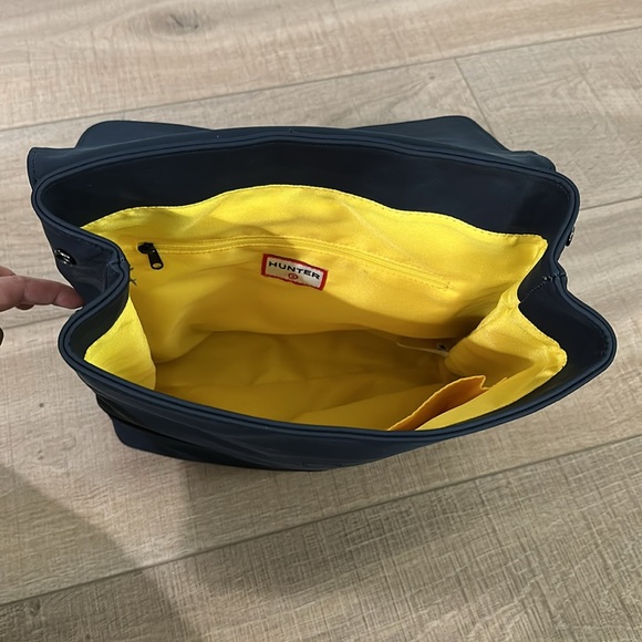 Hunter for Target small navy backpack. - Picture 10 of 14